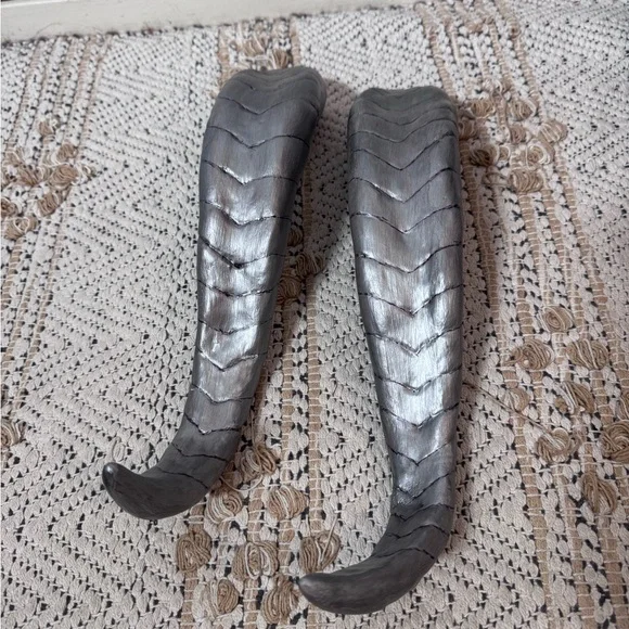 Handmade Metallic Large Silver Cosplay Horns - Picture 3 of 7